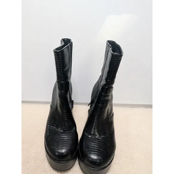 Urban Outfitters Mel Platform Boot Size 7 Croc Print 4&quot; Heel