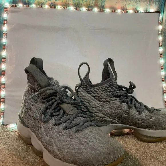 Used LeBron 15 city edition size 6 shoe.Cleaned!!!