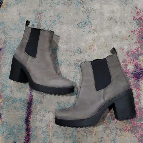Vagabond Gray Leather Chelsea Ankle Boots Size 36 Or 5.5