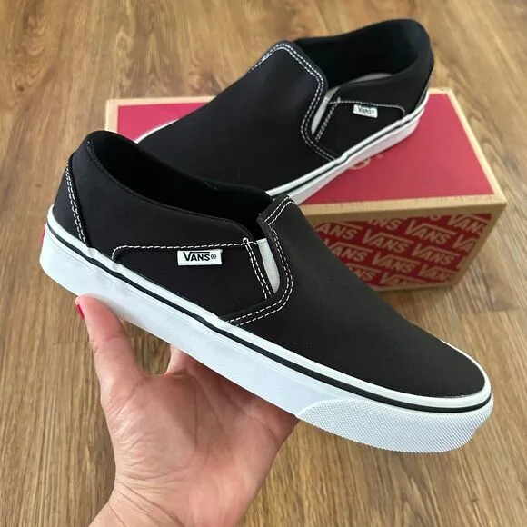 VANS Asher black slip on shoes sneakers women’s 9 new in box