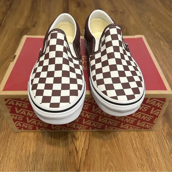 VANS checkerboard white brown slip on shoes sneakers women’s 7 new