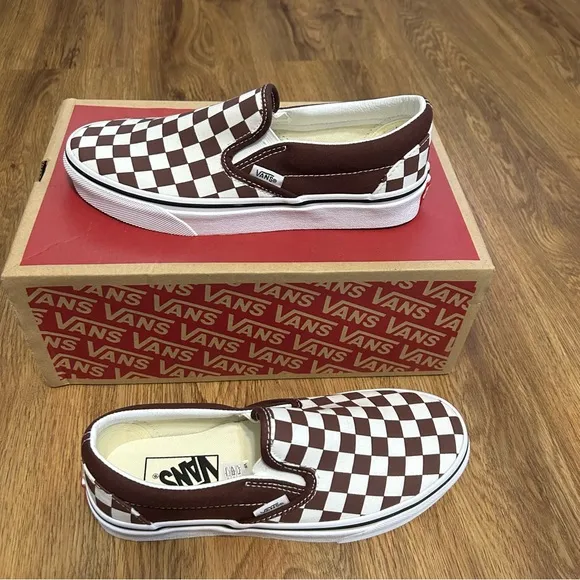 VANS checkerboard white brown slip on shoes sneakers women’s 7 new