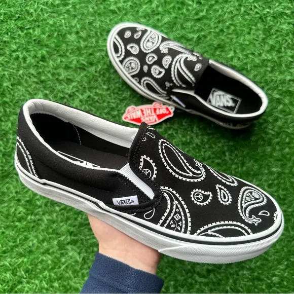 Vans Classic Slip On Peace Paisley Black White