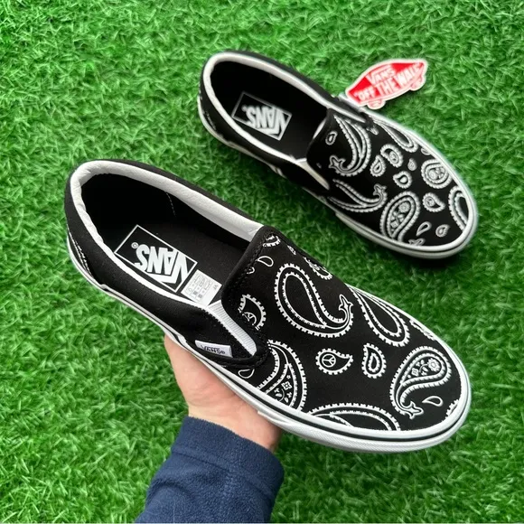 Vans Classic Slip On Peace Paisley Black White