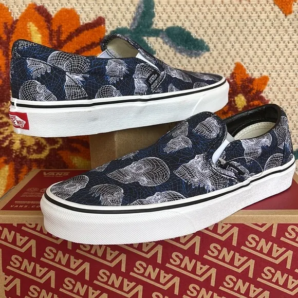 Vans Classic Slip-On(Wireframe Skulls) Black/Trwht VNOA33TB9IBWMNS sneakers