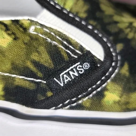 VANS Classic Unisex Slip on Camocollage Shoes