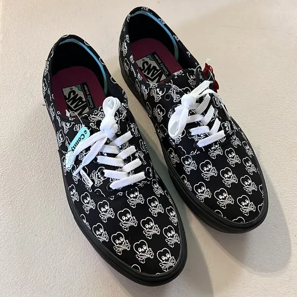 VANS | ComfyCush Authentic Shoes - Black (Cold Hearted)