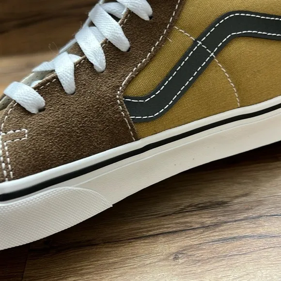 Vans  High-Top Sneakers - Brown and Tan