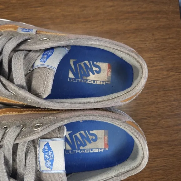 Vans Lindero 2 Pro with Ultracush HD Men's 10 Low Top Skate Shoes Suede Leather