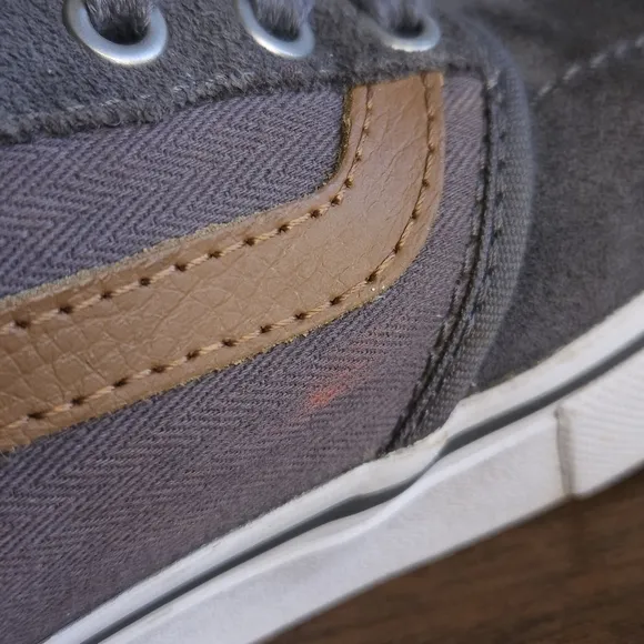 Vans Lindero 2 Pro with Ultracush HD Men's 10 Low Top Skate Shoes Suede Leather