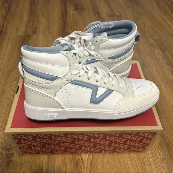 VANS Lowland Mid Comfycush JMP white blue shoes sneakers women’s 9 new