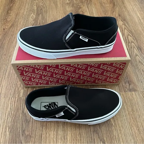 VANS off the wall black slip on shoes sneakers women’s 8 new in box