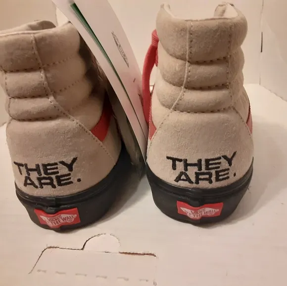 Vans Off The Wall They Are. Collection Brand New, Men's Size 7 Women's Size 8.5