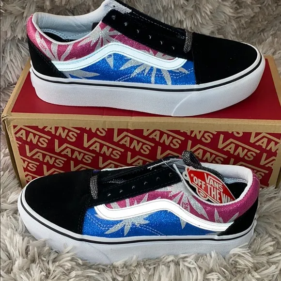 Vans Old Skool shoes for women Platforms