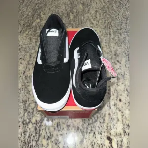 VANS Palomar Black/White - 7Y