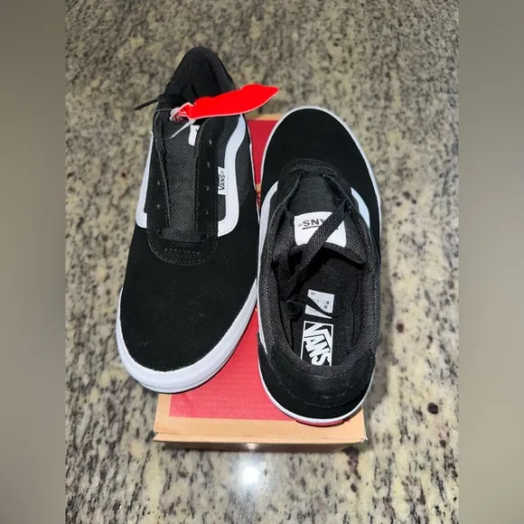 VANS Palomar Black/White - 7Y