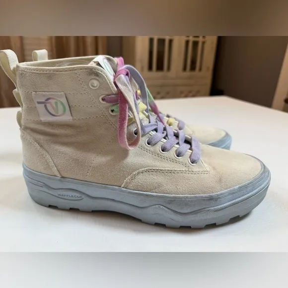 VANS Sentry WC Pastel Pop Women’s High Top Suede Sneakers Shoes size 11