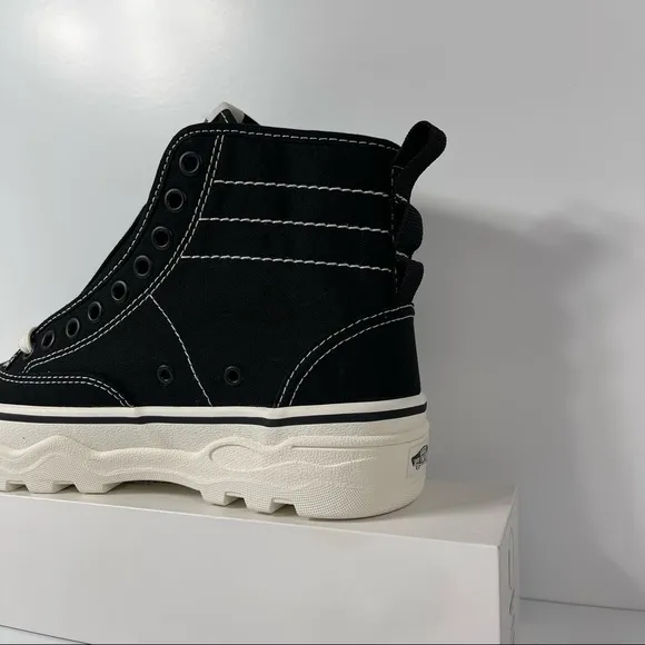 VANS SENTRY WC WOMENS HIGH TOP SHOES SIZE 7 BLACK WHITE WAFFLECUP LACE UP CANVAS