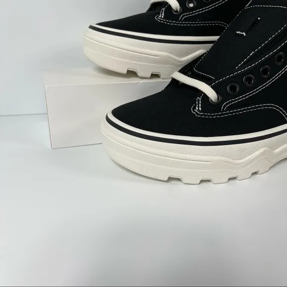 VANS SENTRY WC WOMENS HIGH TOP SHOES SIZE 7 BLACK WHITE WAFFLECUP LACE UP CANVAS