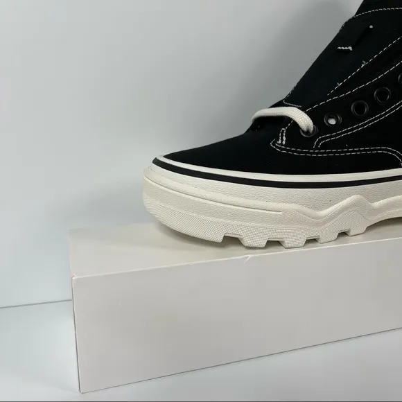 VANS SENTRY WC WOMENS HIGH TOP SHOES SIZE 7 BLACK WHITE WAFFLECUP LACE UP CANVAS