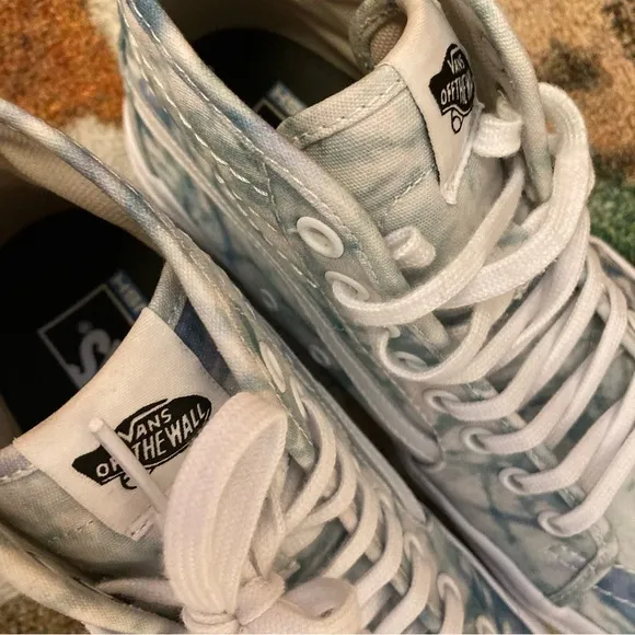 VANS SK8-HI SENTRY WOMENS Size 8.5 Lugged High Top boot Tie dye Blue Platform