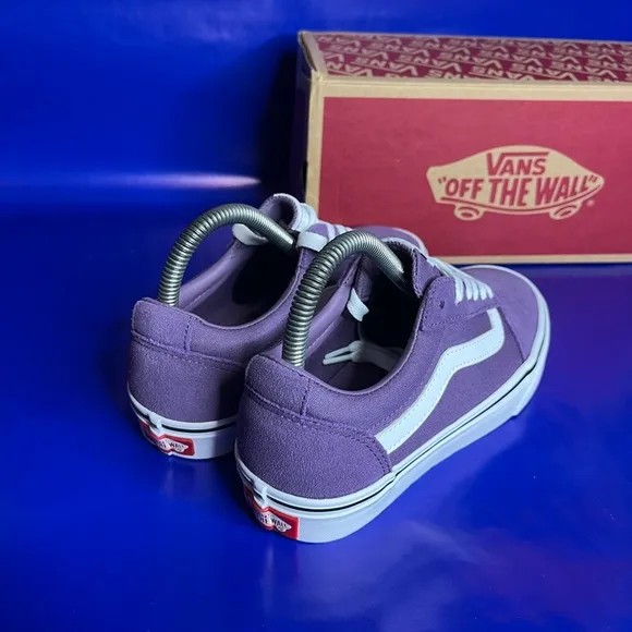 Vans Ward Purple White Women’s Size 6.5 Casual Sneaker Fast Shipping With Box