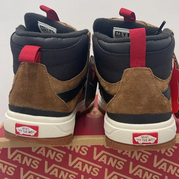 Vans WMNS Brown and Black High-Top Sneakers Boots Ultrarange Exo HiDachshund