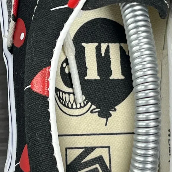 VANS Women’s House of Terror x Era IT Low Top Sneakers Size 7
