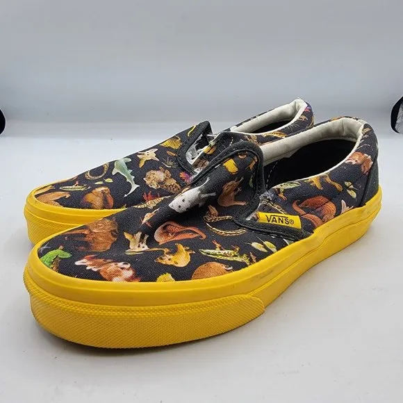 Vans x National Geographic Photo Ark Classic Slip On Kids 2 Black Yellow Animals