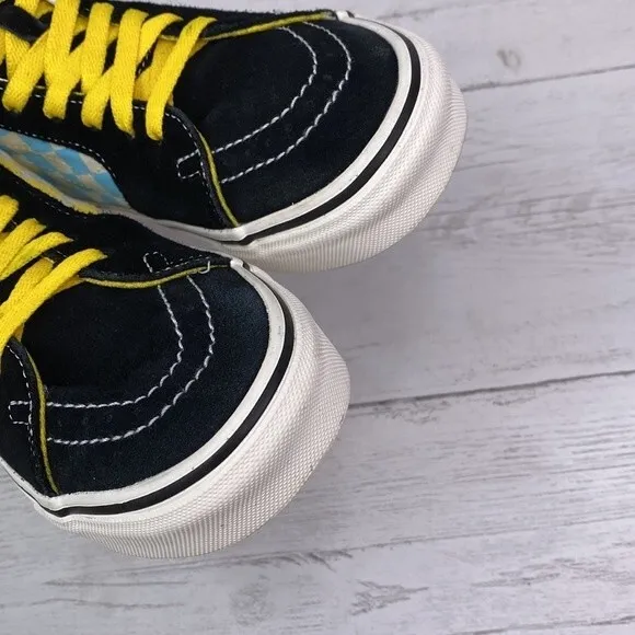 Vans x Simpsons SK8-HI Black and Yellow Shoes Sneakers in Womens Size 7