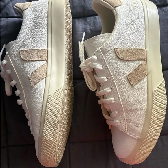Veja Campo Womens US Size 11 Sneakers