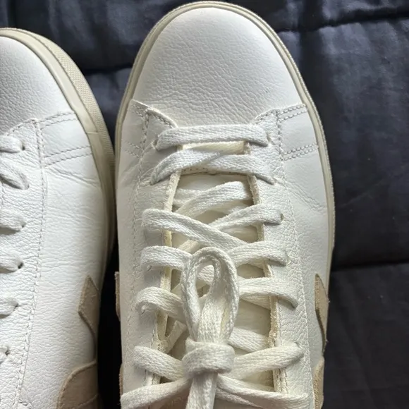 Veja Campo Womens US Size 11 Sneakers