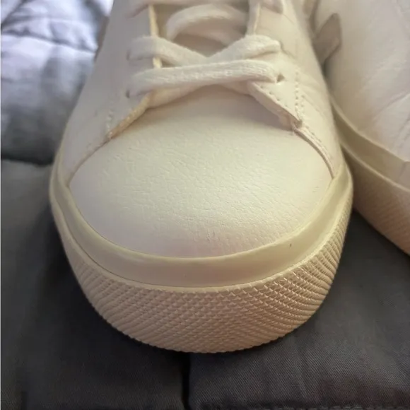 Veja Campo Womens US Size 11 Sneakers