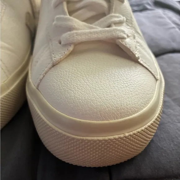 Veja Campo Womens US Size 11 Sneakers