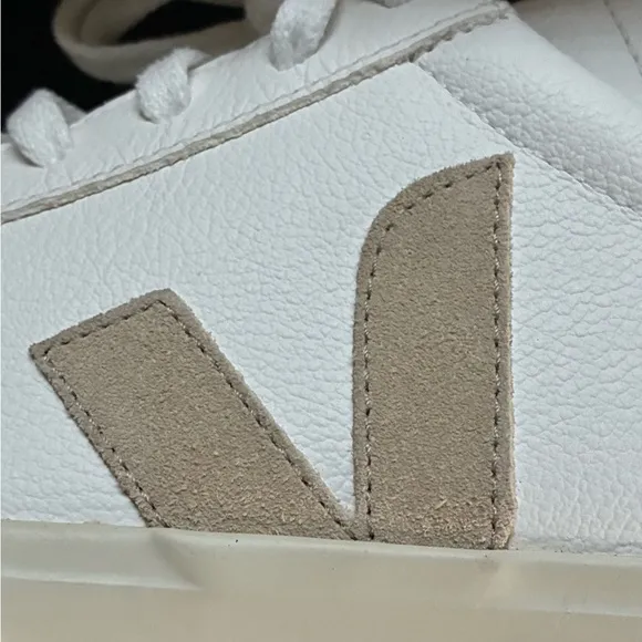 Veja Campo Womens US Size 11 Sneakers