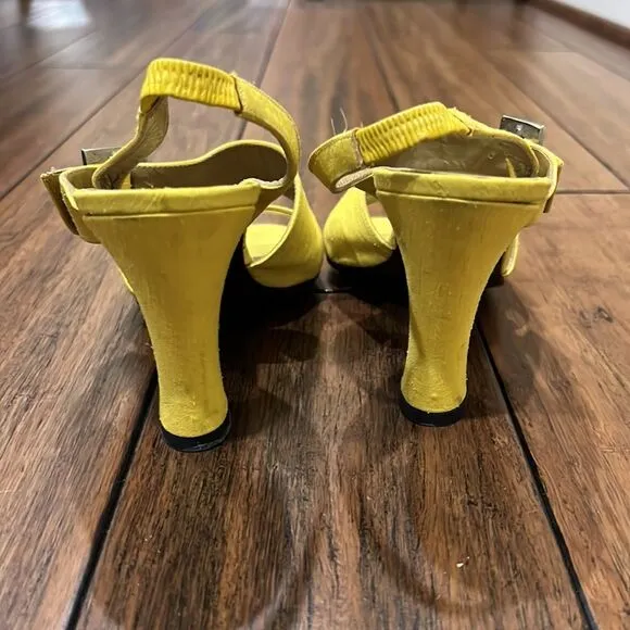 Versace Versus vintage heels. Size 38/ US 7