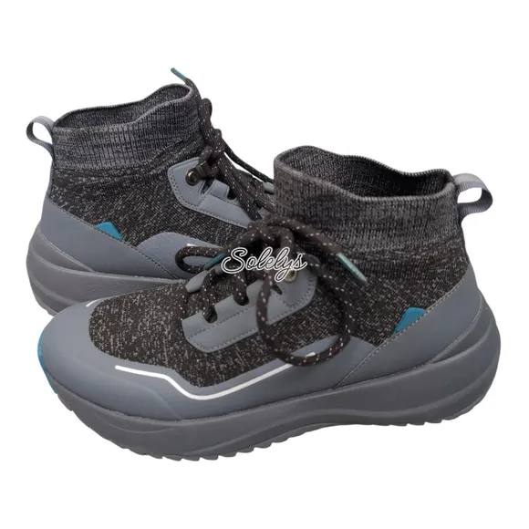 Vessi Stormburst High Womens 8 Peak Black Waterproof DymaTex Knit Sneaker Boot
