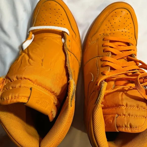 Vibrant Orange High-Top Sneakers in great condition size 11 can’t go wrong