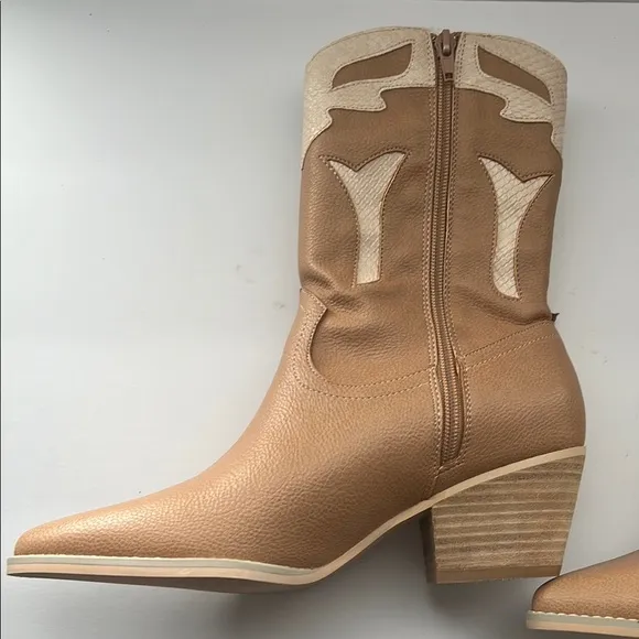 Vici Brown Cream Heeled Boots with Tassel Details Millie Nude Size 9