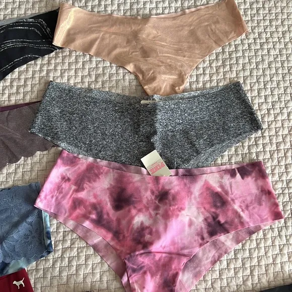 Victoria’s Secret PINK set of 9 panties L