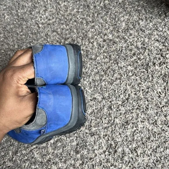 Vinatge Vans Slip-On Shoes Sneakers Womens’s Size 7 Blue Gray Leather Low Top