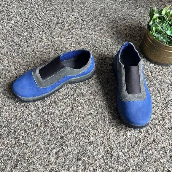 Vinatge Vans Slip-On Shoes Sneakers Womens’s Size 7 Blue Gray Leather Low Top