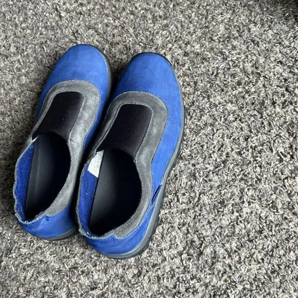 Vinatge Vans Slip-On Shoes Sneakers Womens’s Size 7 Blue Gray Leather Low Top