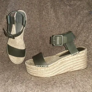 VINCE-Abby-Green Leather Espadrille Platform Sandals-Ankle Strap-Sz 7-Excellent