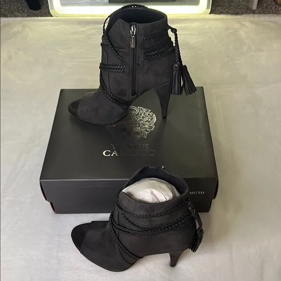 Vince Cameo VCAstan Heeled Boot