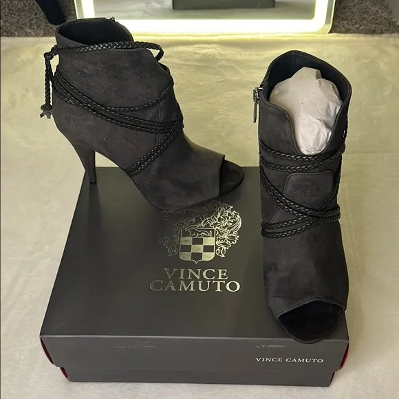 Vince Cameo VCAstan Heeled Boot