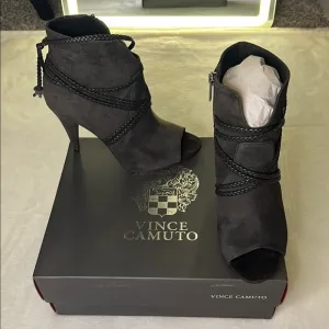 Vince Cameo VCAstan Heeled Boot