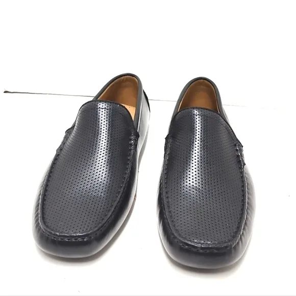 Vince Camuto causal driving slip-on loafer shoes black Size: 10M
