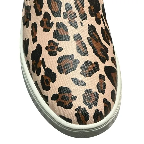 VINCE CAMUTO Marietta Faux Leather Slip On Sneaker 9 Leopard $79 Retail NEW