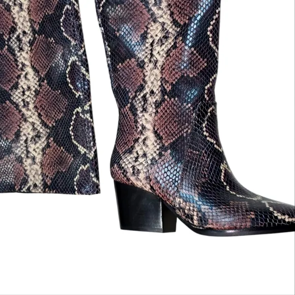 Vince Camuto Nestel Boots Snake Print Block Heel Knee High Boots SZ 5 New